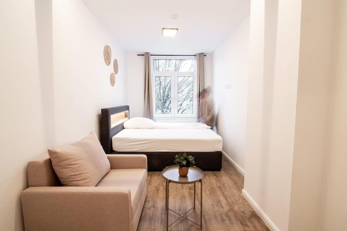 Apartamento Hamburg Gem For 12 Exterior foto